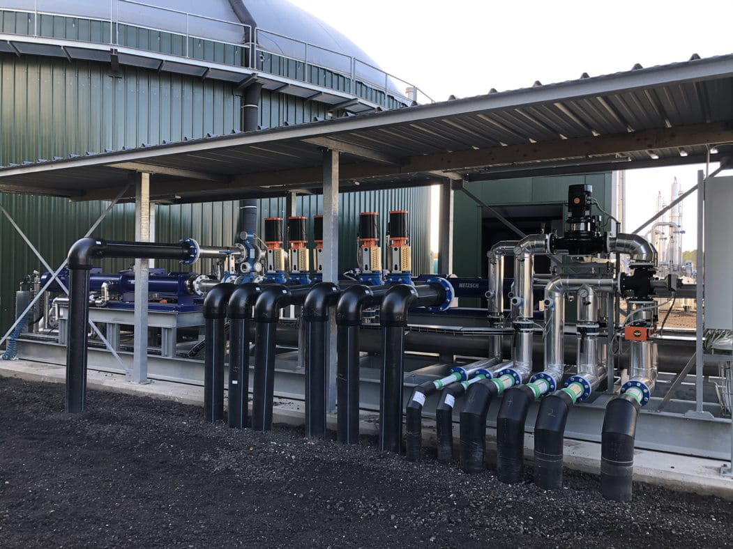 Groen gas verdeler met leidingen
